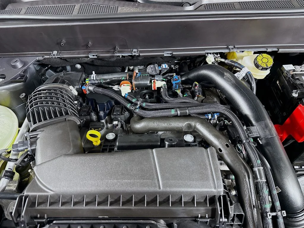 New 2026 Carbonized Gray Metallic Ford Tremor® image 32