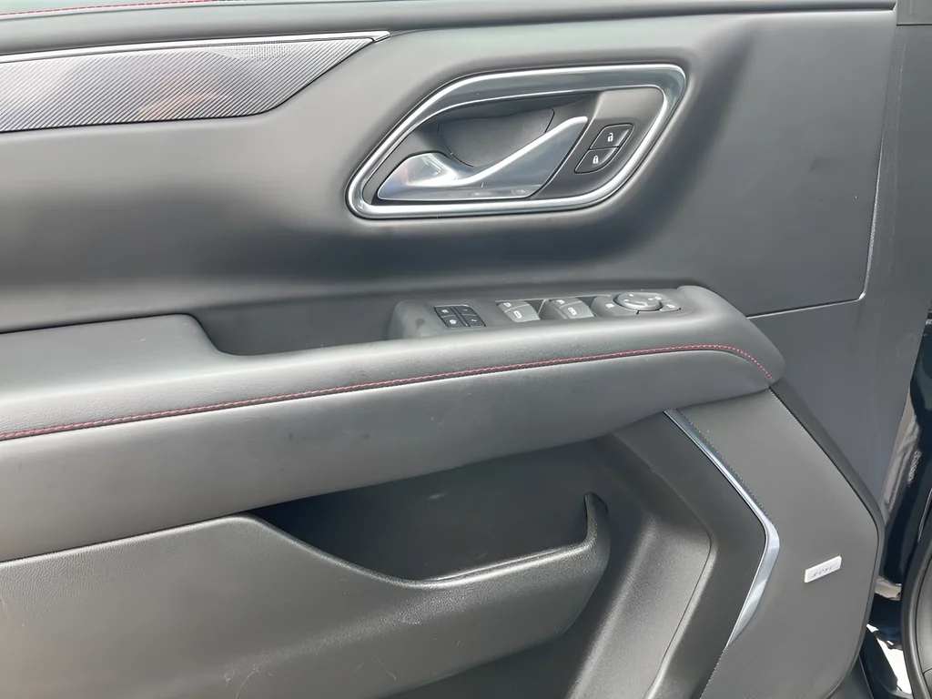 2023 Chevrolet Suburban RST - Photo 23