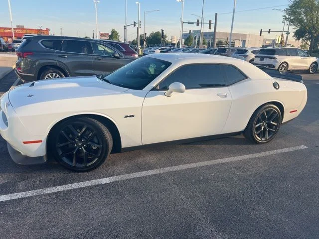 2023 Dodge Challenger R/T's photo
