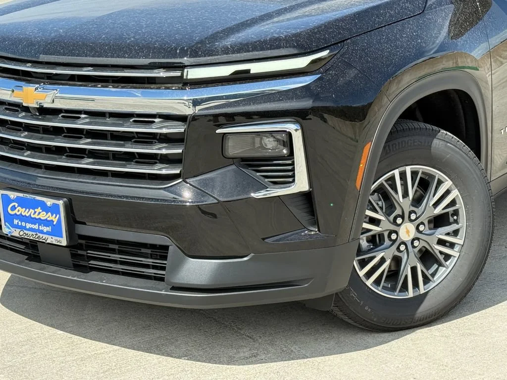 New 2027 Mosaic Black Metallic Chevrolet LT image 3