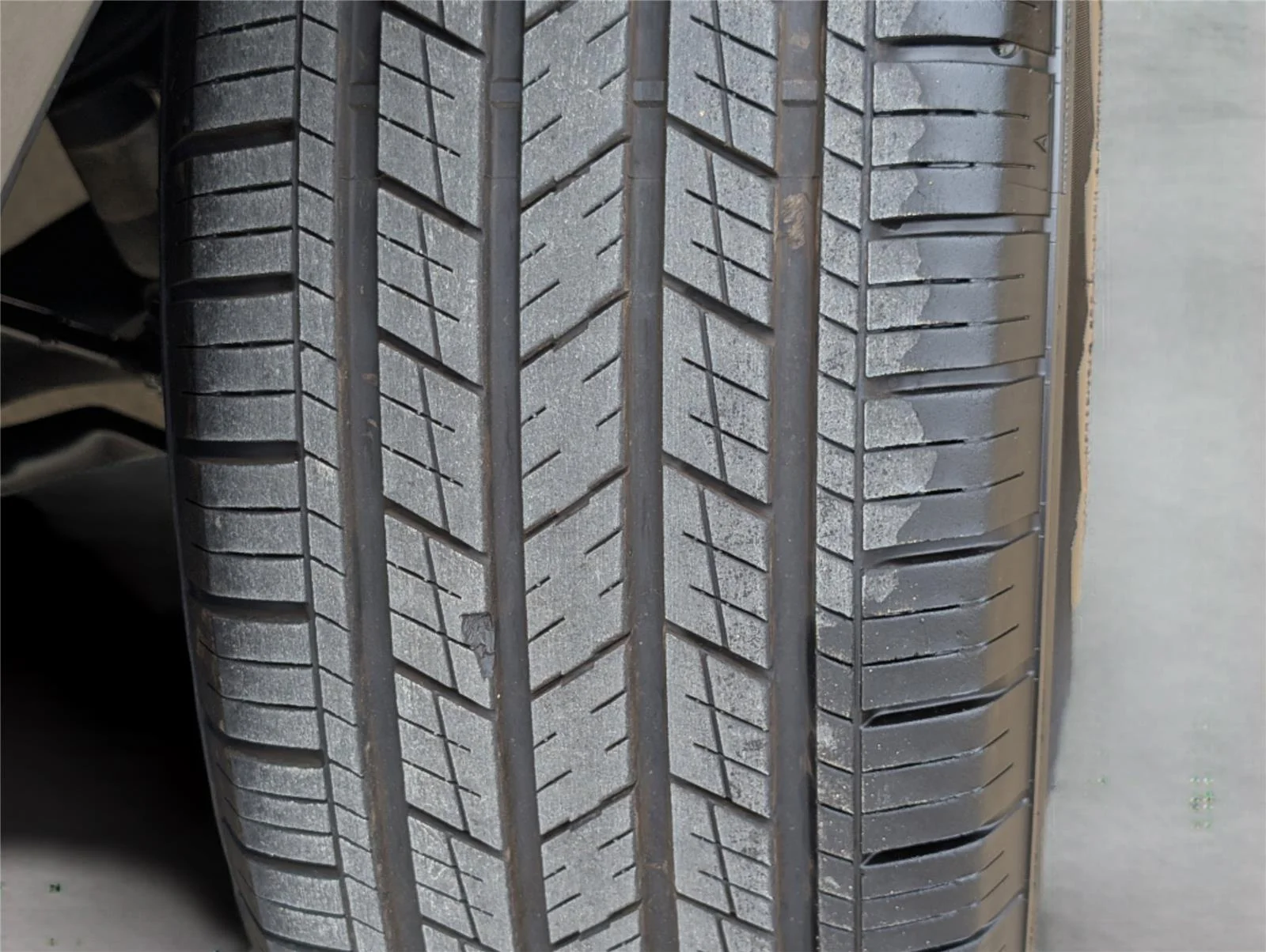 Used 2024 Anthracite Gray INFINITI LUXE image 40