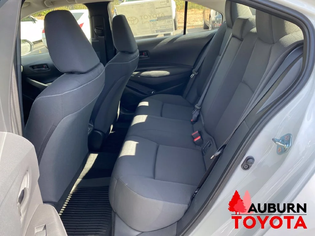 New 2027 Ice Cap Toyota  LE image 18