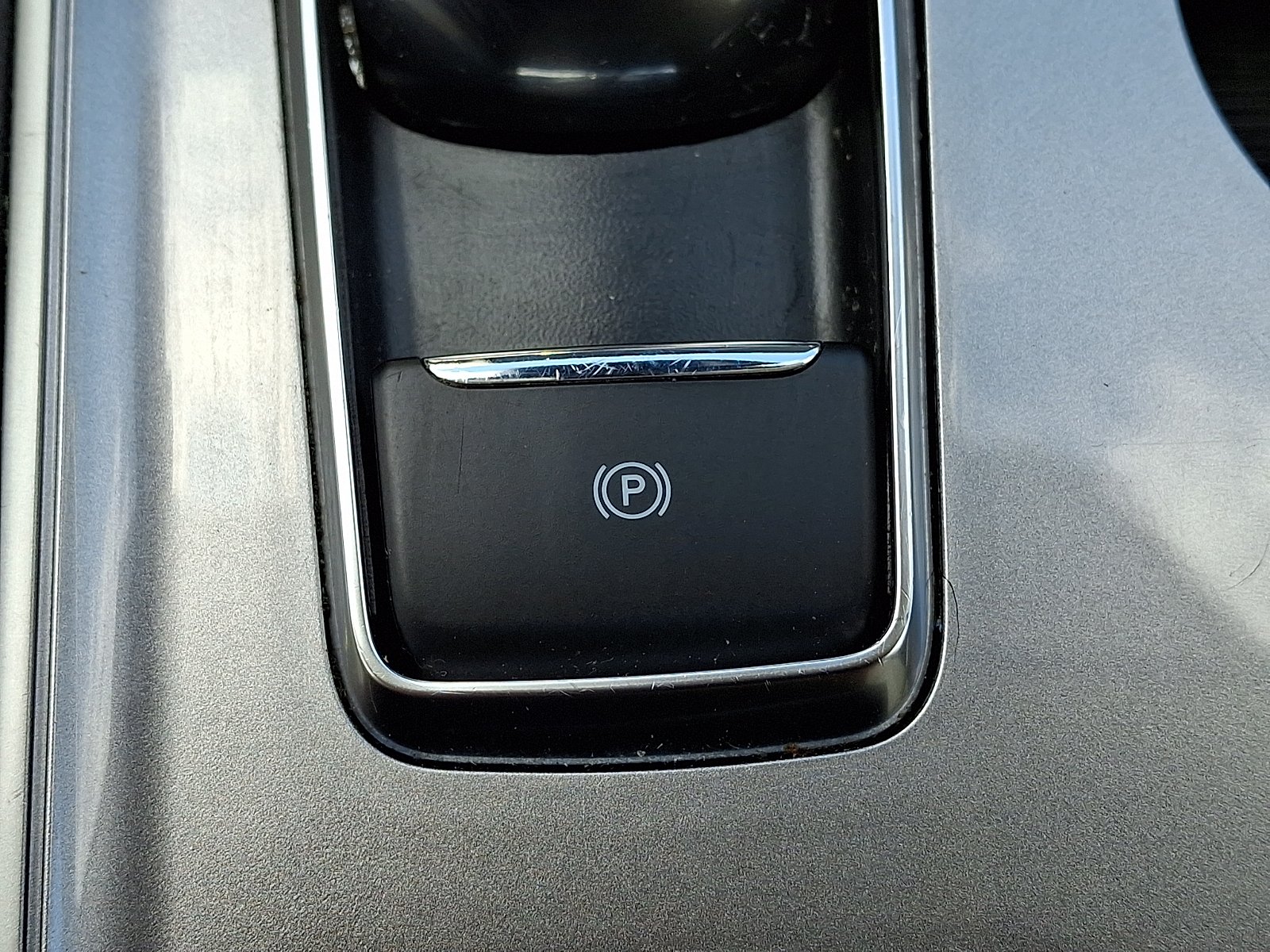 Used 2024 Iconic Silver Metallic - JS Ford SEL image 24