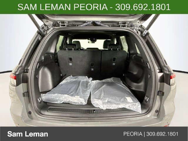 New 2027 Sting-Gray Clear-Coat Paint Jeep Laredo Altitude image 25