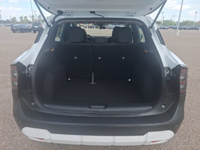 Used 2026 White Nissan S image 22