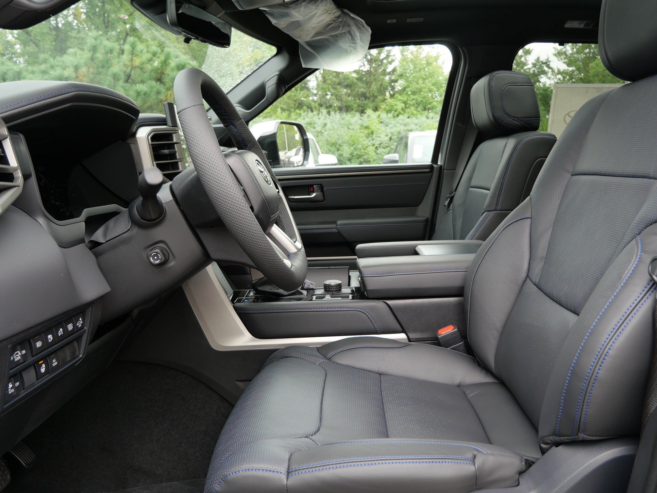 New 2026 Celestial Silver Metallic Toyota  Platinum image 5