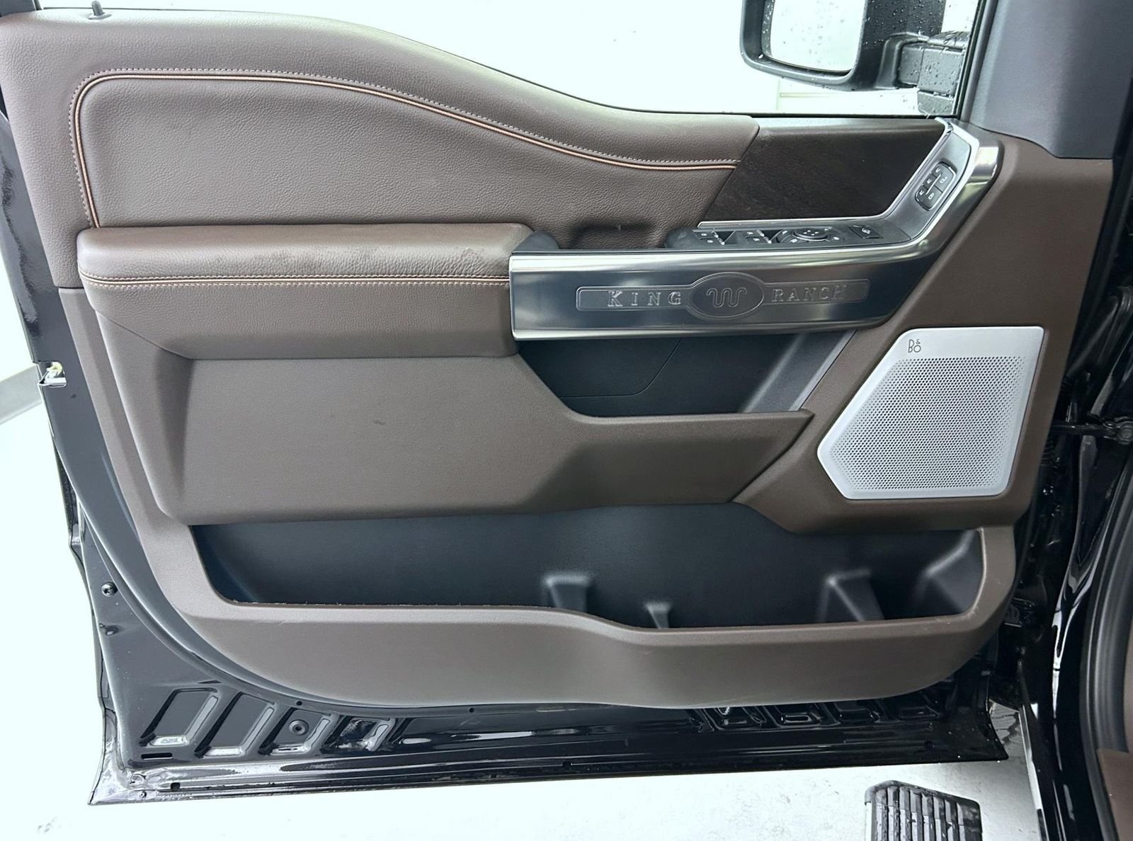 New 2026 Agate Black Metallic Ford King Ranch image 10