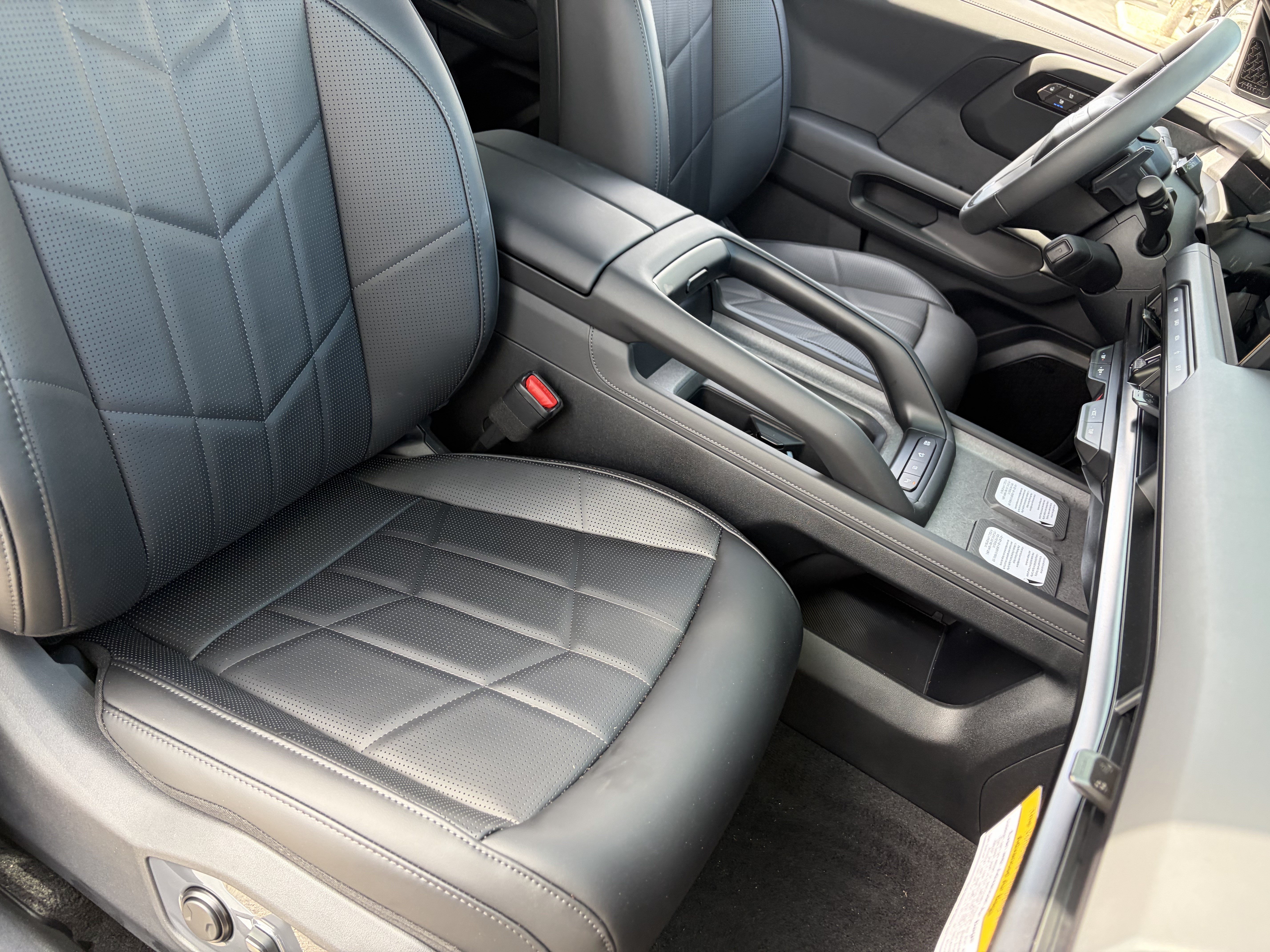 New 2027 Wolf Gray Kia X-PRO SX image 8