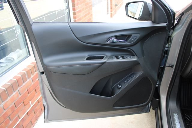 Used 2018 Gray Chevrolet Premier image 10