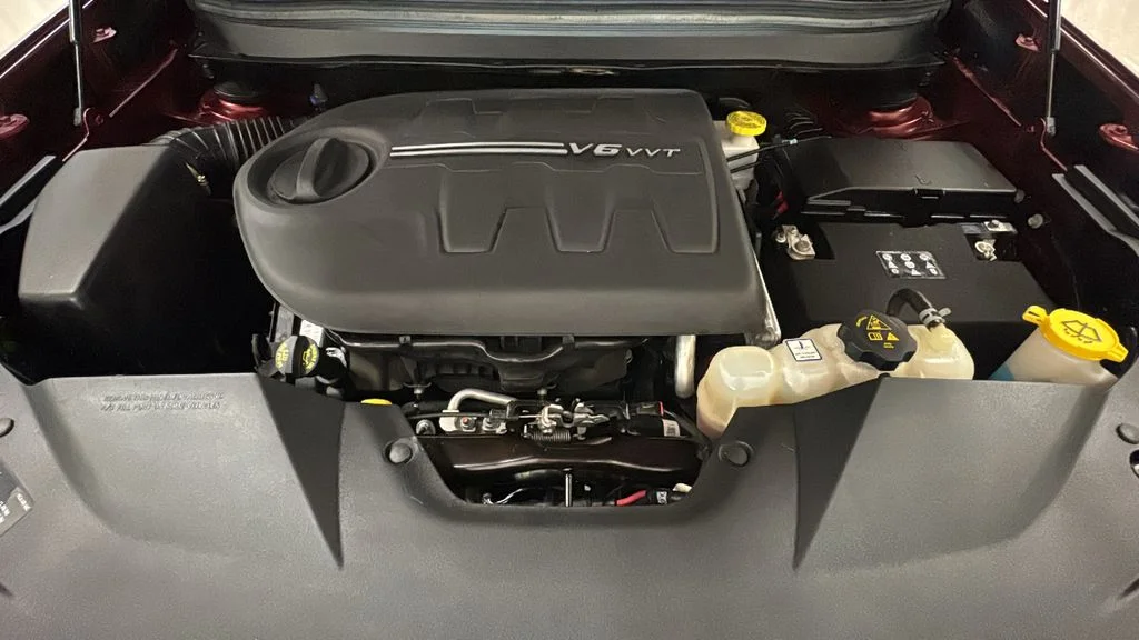 Used 2020 Red Jeep Limited image 14