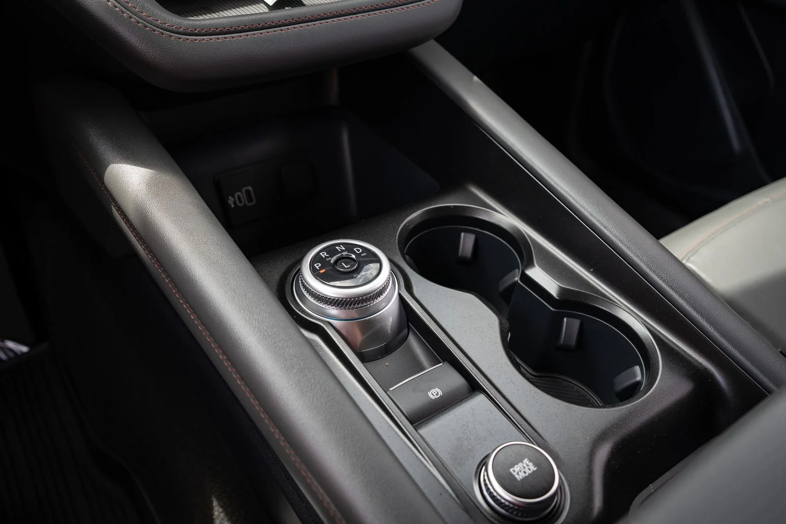 New 2026 Carbonized Gray Metallic Ford Active image 27