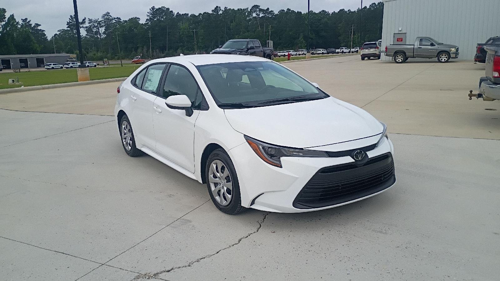 Ice Cap 2026 Toyota Corolla LE FWD Sedan Front-Wheel Drive Continuously Variable Transmission