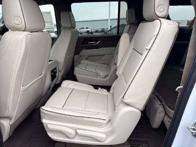 New 2027 Glacier White Tricoat GMC Denali image 28