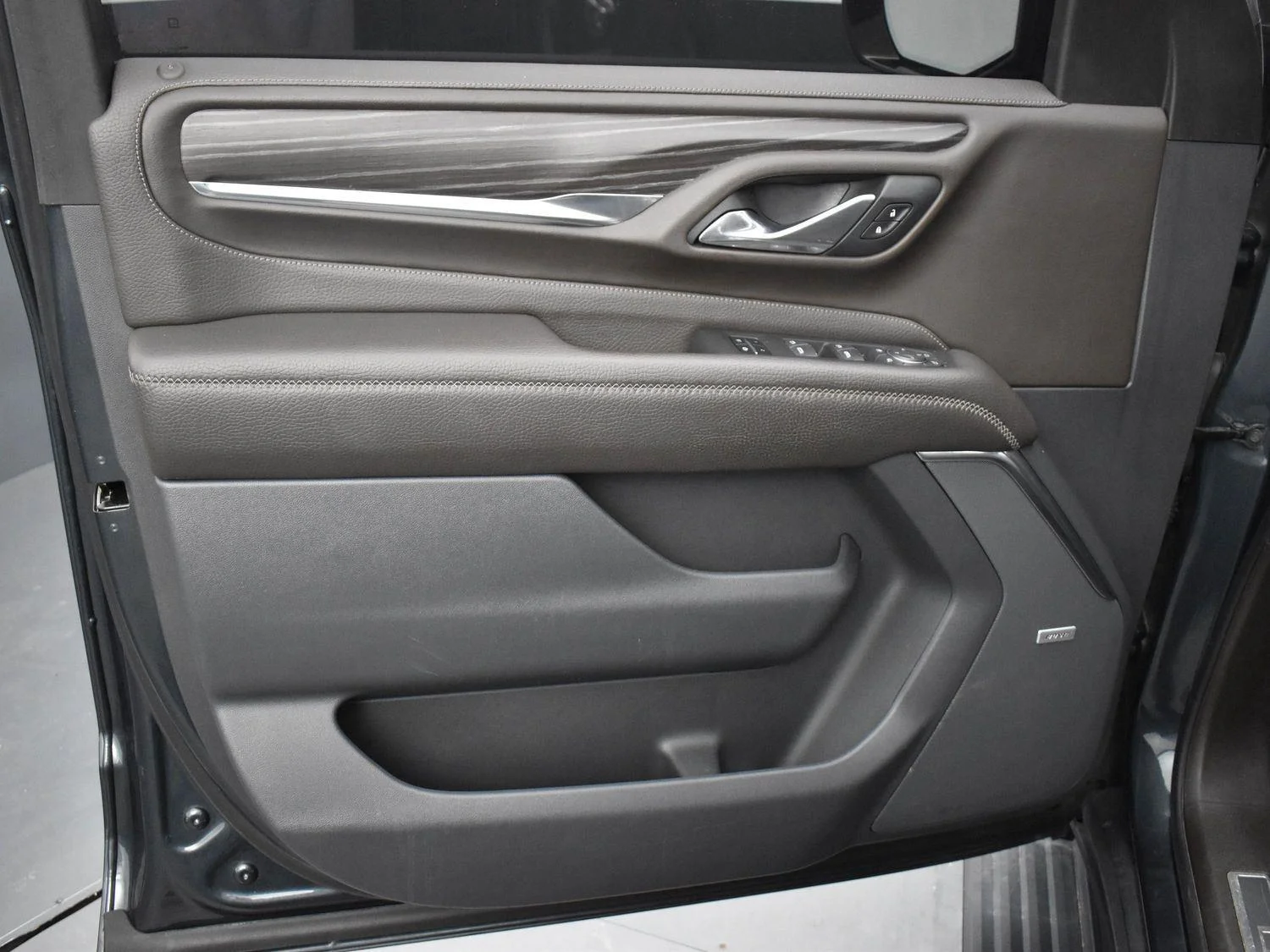 Used 2021 Hunter Metallic GMC Denali image 12
