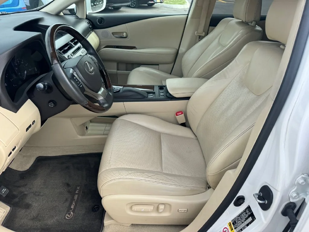 Used 2013 White Lexus 350 image 5