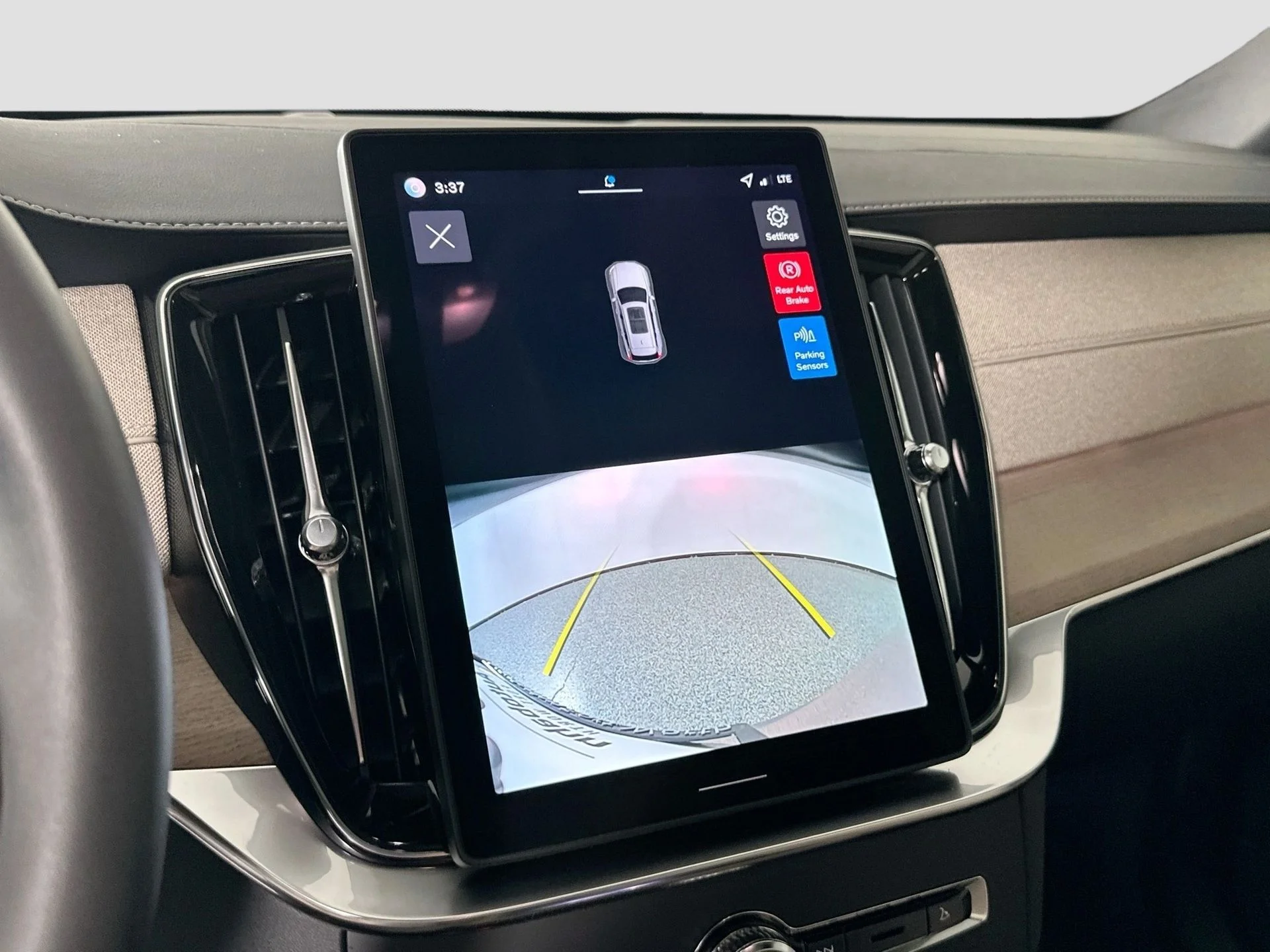 2026 Volvo XC90 Core - Photo 13