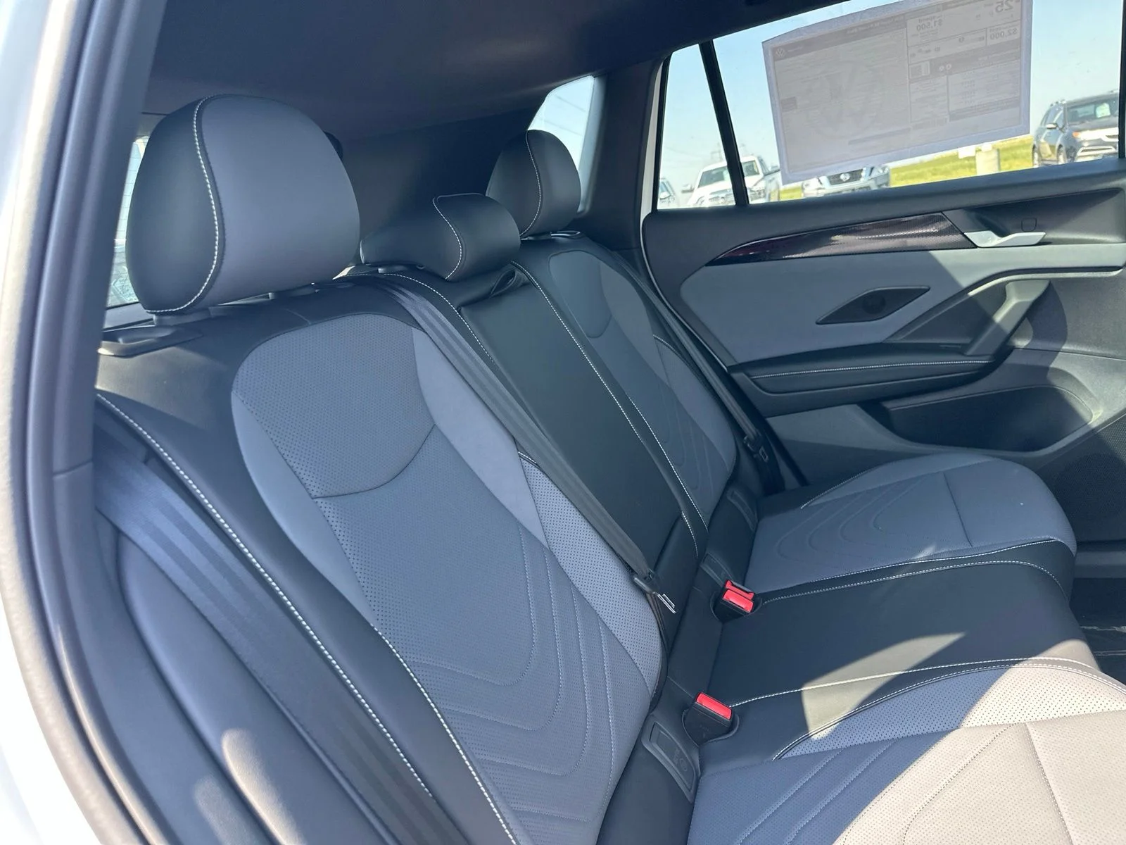 New 2026 White/off-white Volkswagen 2.0T SE R-Line Black image 34