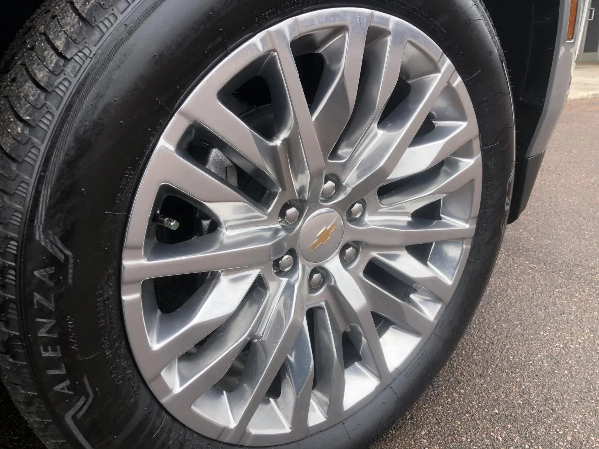 New 2026 Grey Chevrolet 4wd 4dr High Country image 9