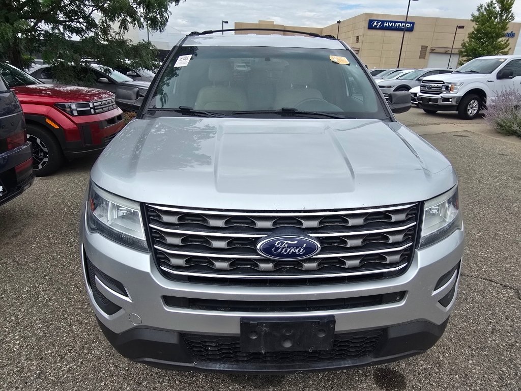 Used 2016 Ingot Silver Metallic Ford Base image 8