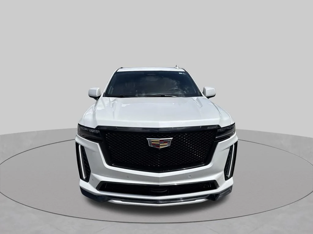 Used 2024 Crystal White Tricoat Cadillac V-Series image 11