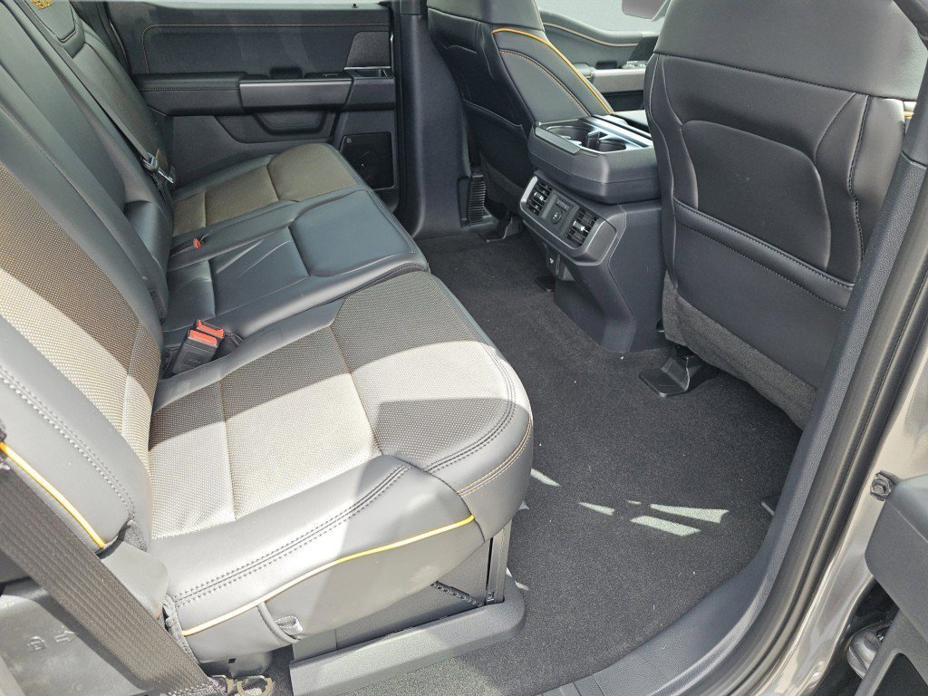 New 2026 Carbonized Gray Metallic Ford Tremor image 5