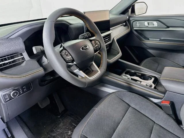 New 2026 Star White Metallic Tri-Coat Ford Tremor® image 42