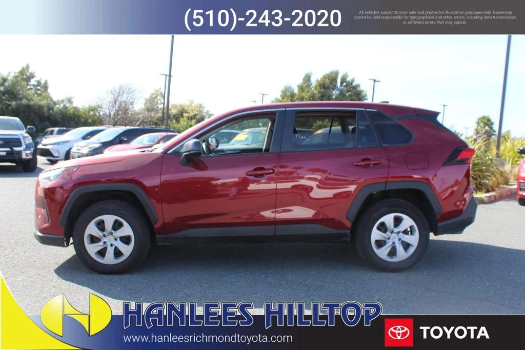 Used 2024  Toyota LE image 2
