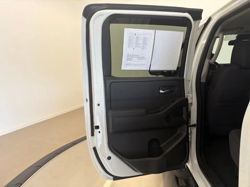 Used 2022 White Nissan SV image 11