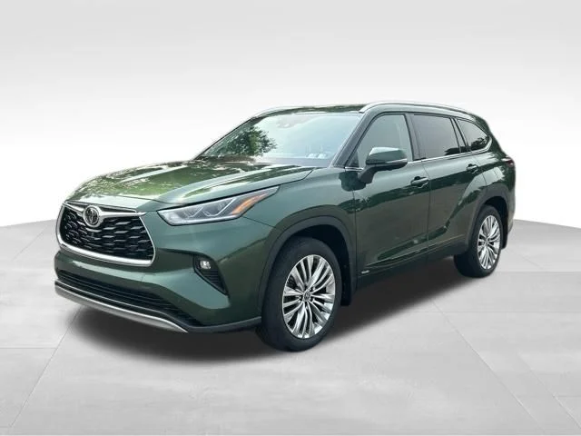 Pre-Owned 2025 Toyota Highlander Hybrid Platinum 4D Sport Utility