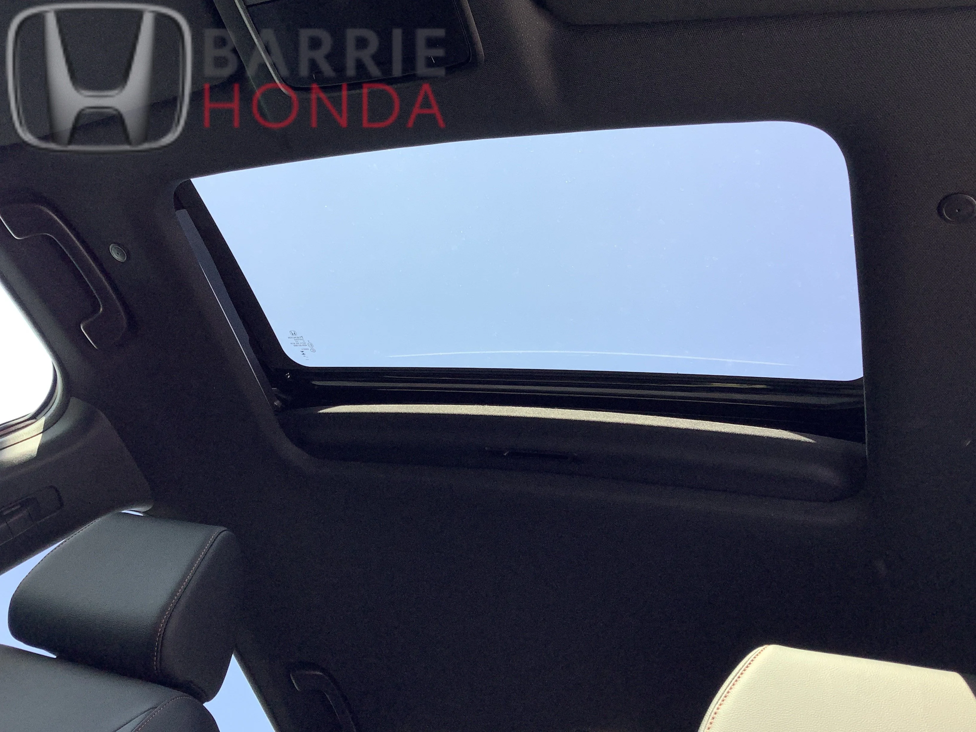 New 2026 CRYSTAL BLACK PEARL Honda Touring image 4