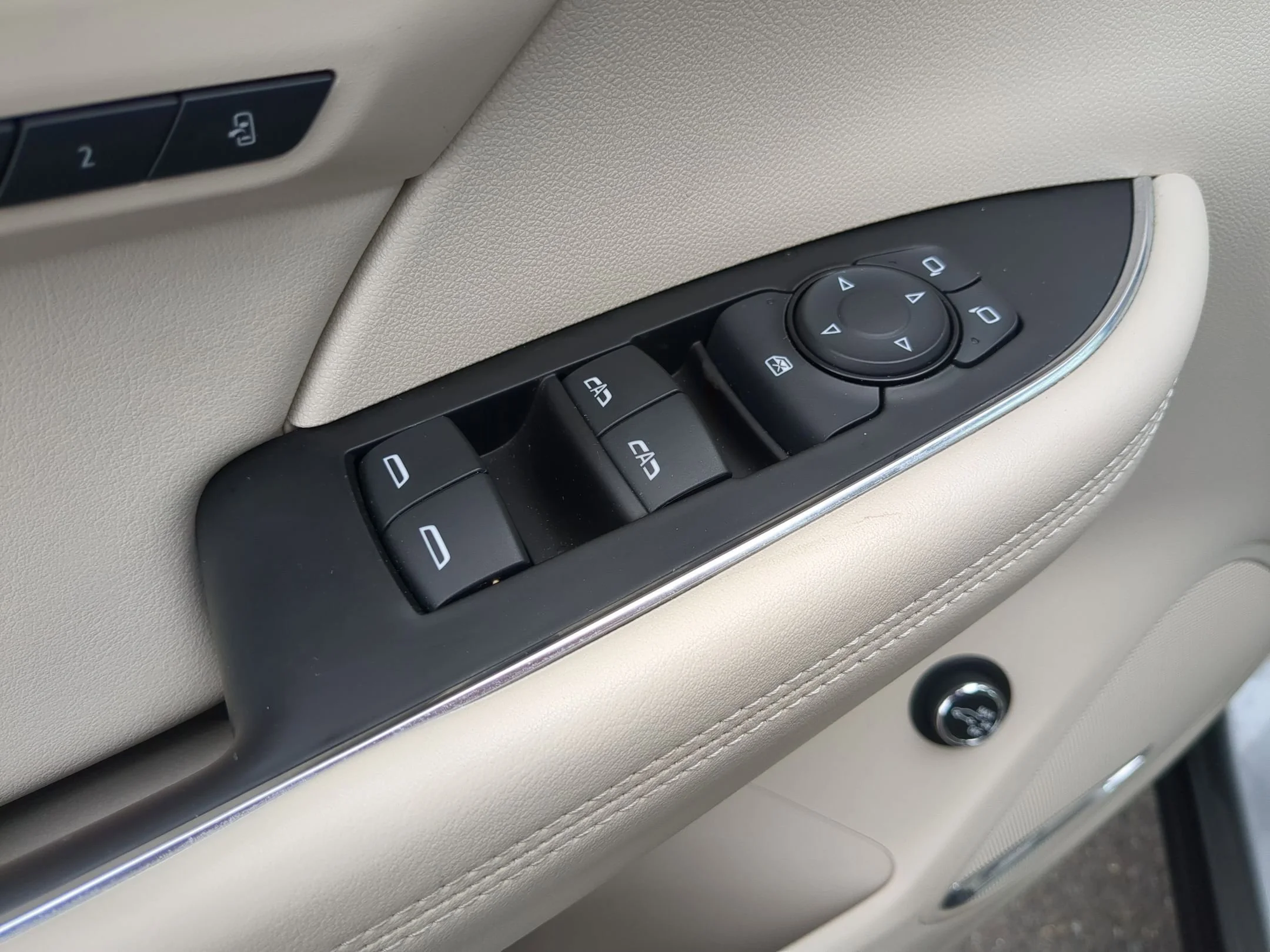 Used 2023 Moonstone Gray Metallic Buick Avenir image 22