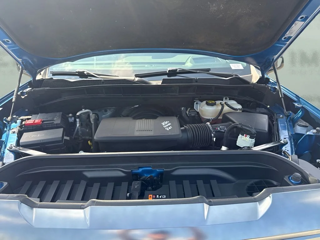 Used 2023 Blue GMC AT4 image 28