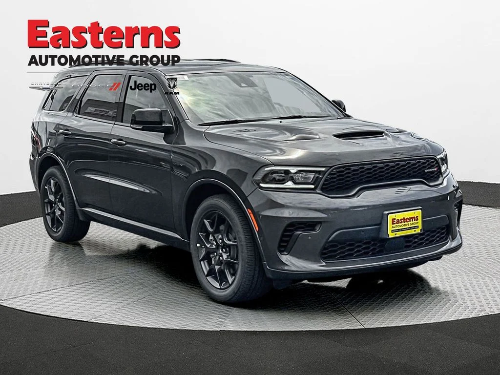 New 2026 Vapor Gray Exterior Paint Dodge GT Plus HEMI V8 image 3