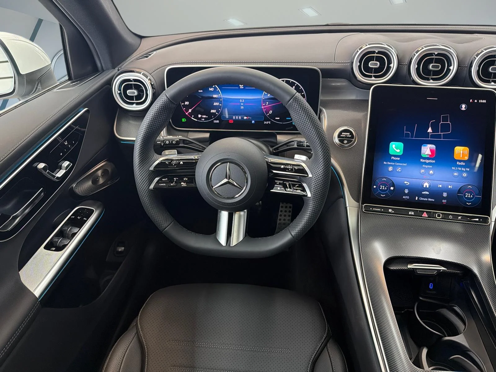 New 2026 White Mercedes-Benz GLC 300 image 27