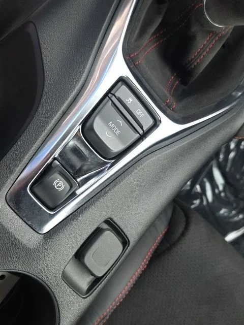 Used 2023 White Chevrolet ZL1 image 28