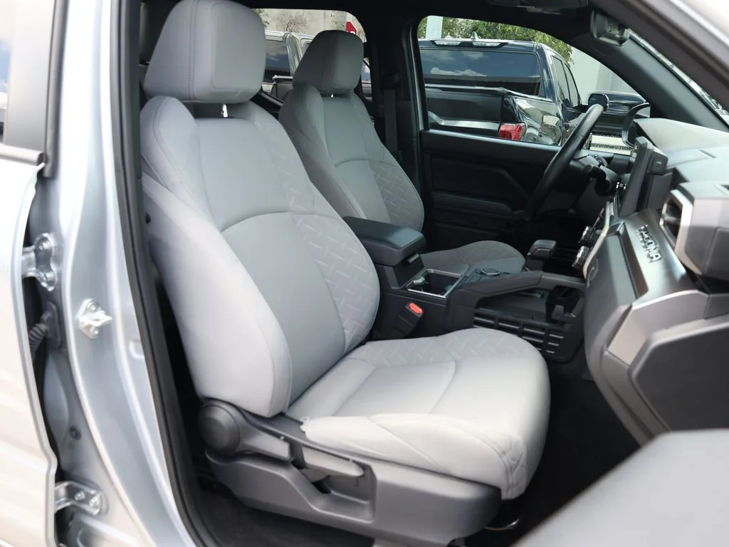 Used 2025 Silver Toyota  image 17