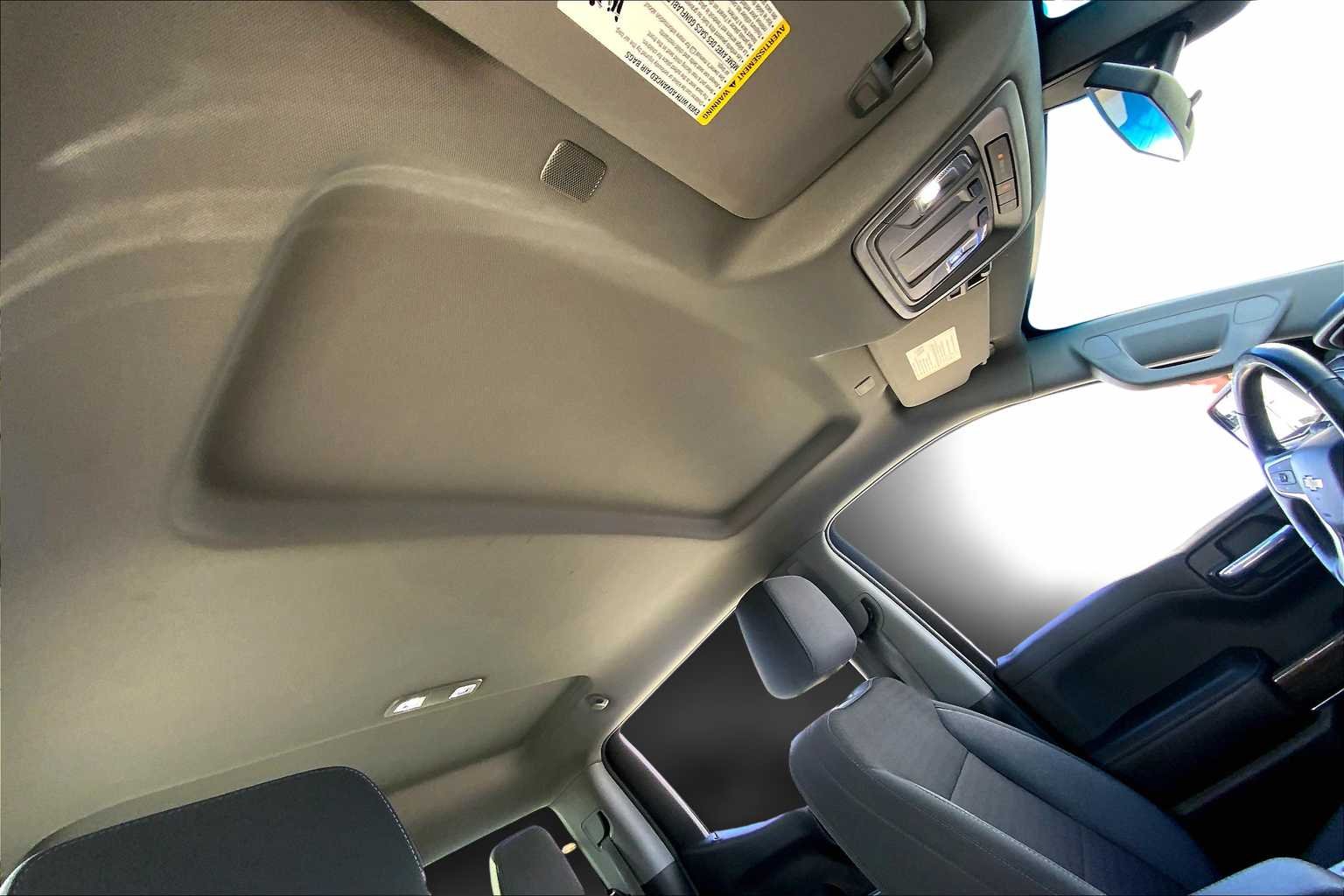 Used 2022 Northsky Blue Metallic Chevrolet LT image 19