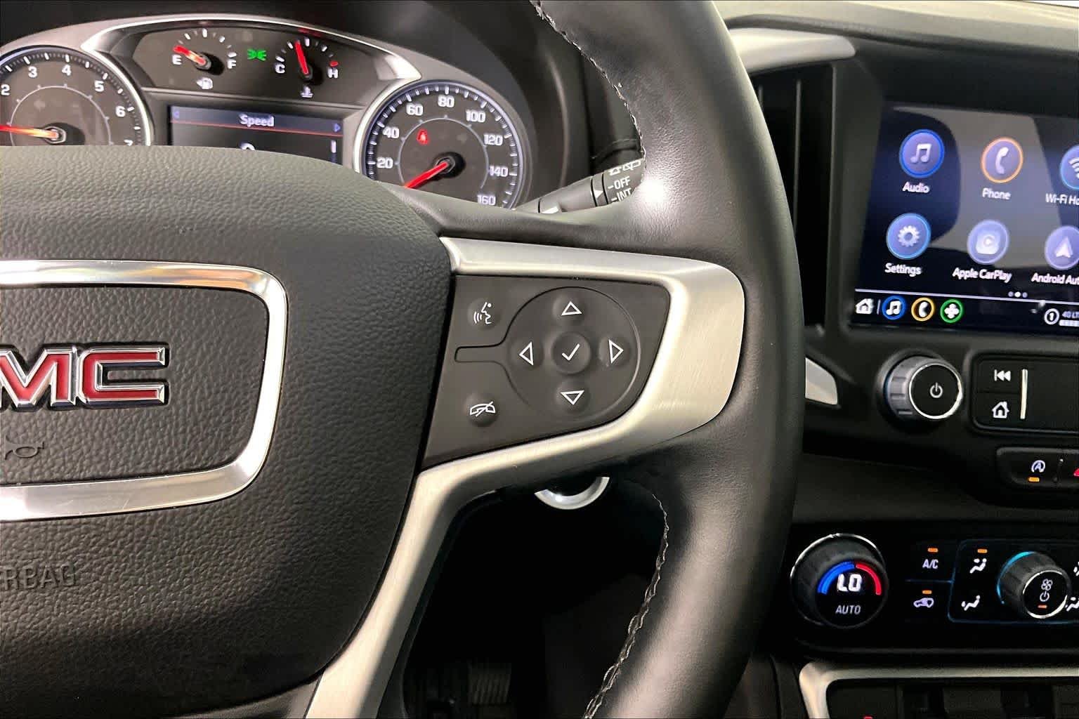 2024 GMC Terrain SLT - Photo 24