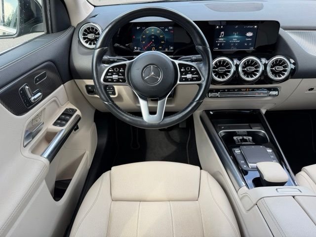 Used 2023  Mercedes-Benz GLA 250 image 11