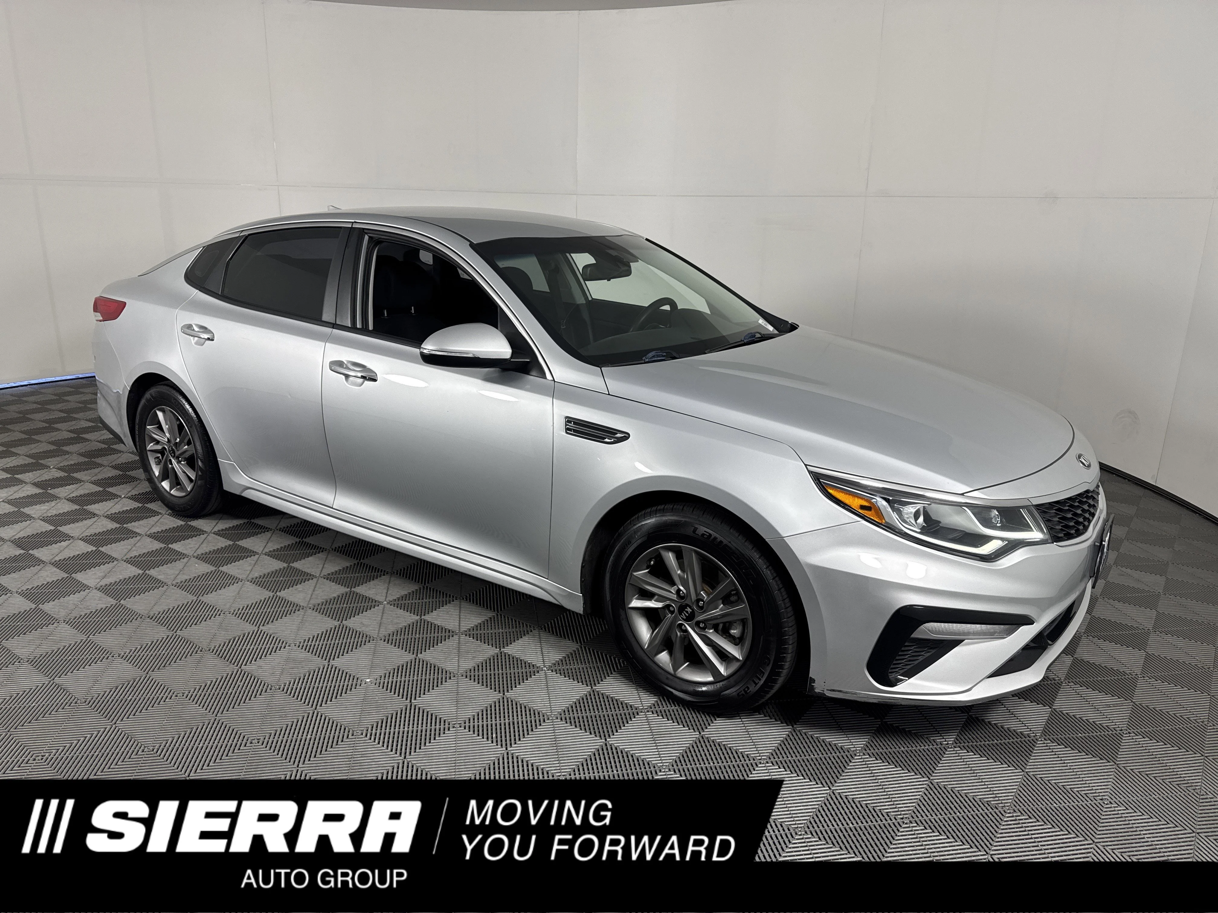 2020 Kia Optima LX AT's photo
