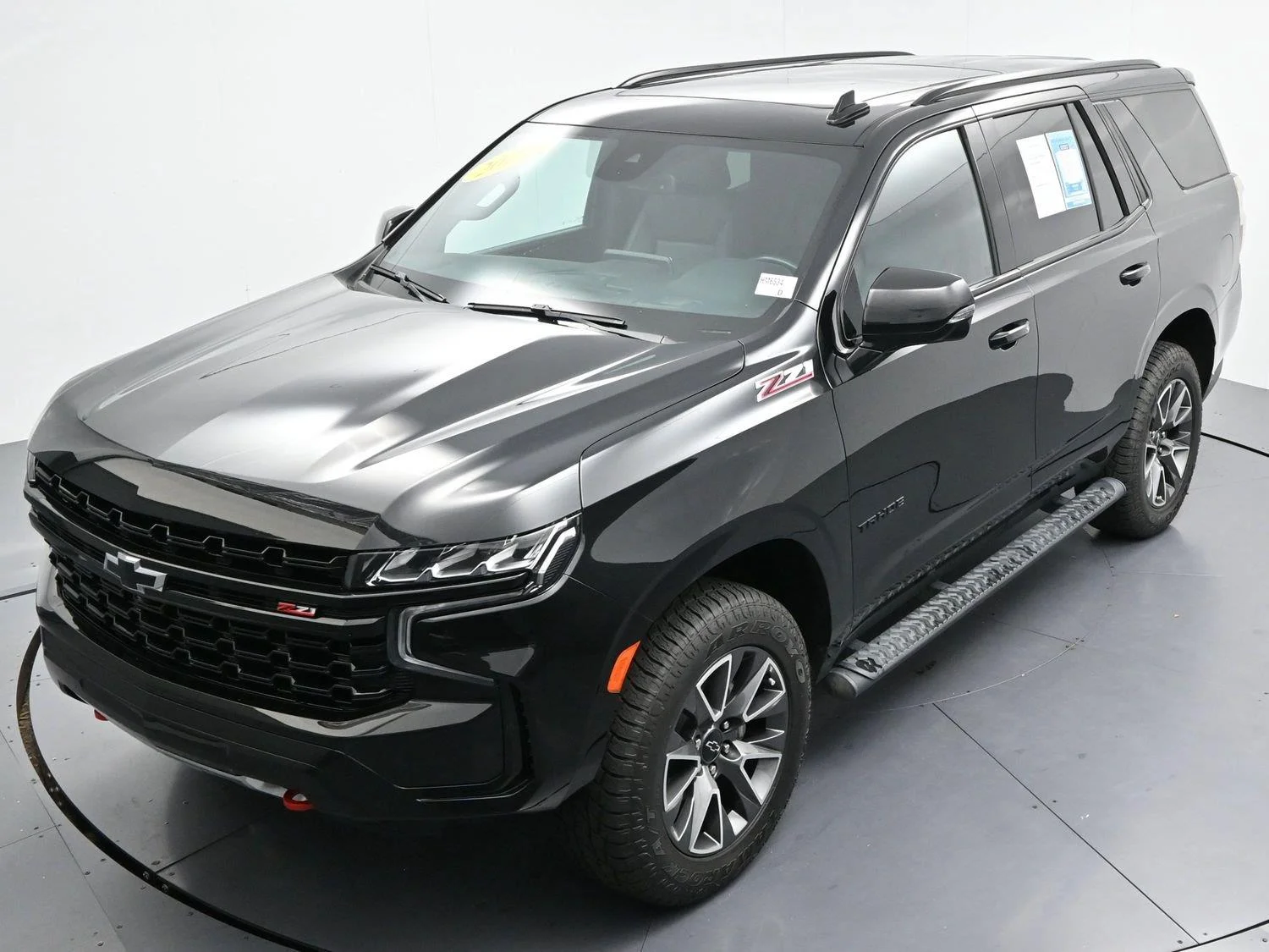 Used 2024 Black Chevrolet Z71 image 47