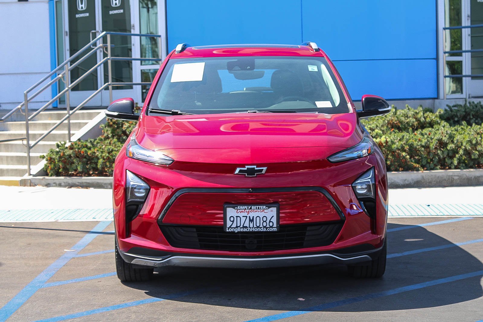 Used 2023 Chevrolet Bolt EUV Premier with VIN 1G1FZ6S06P4110868 for sale in Signal Hill, CA