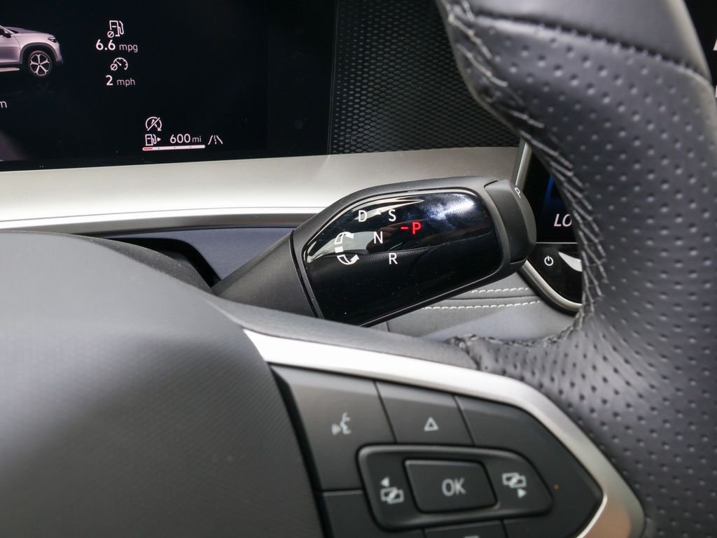 New 2026 White Volkswagen 2.0T SE R-Line Black image 27