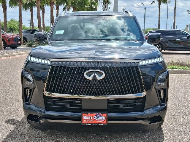 New 2027 Black INFINITI Autograph 4WD image 2