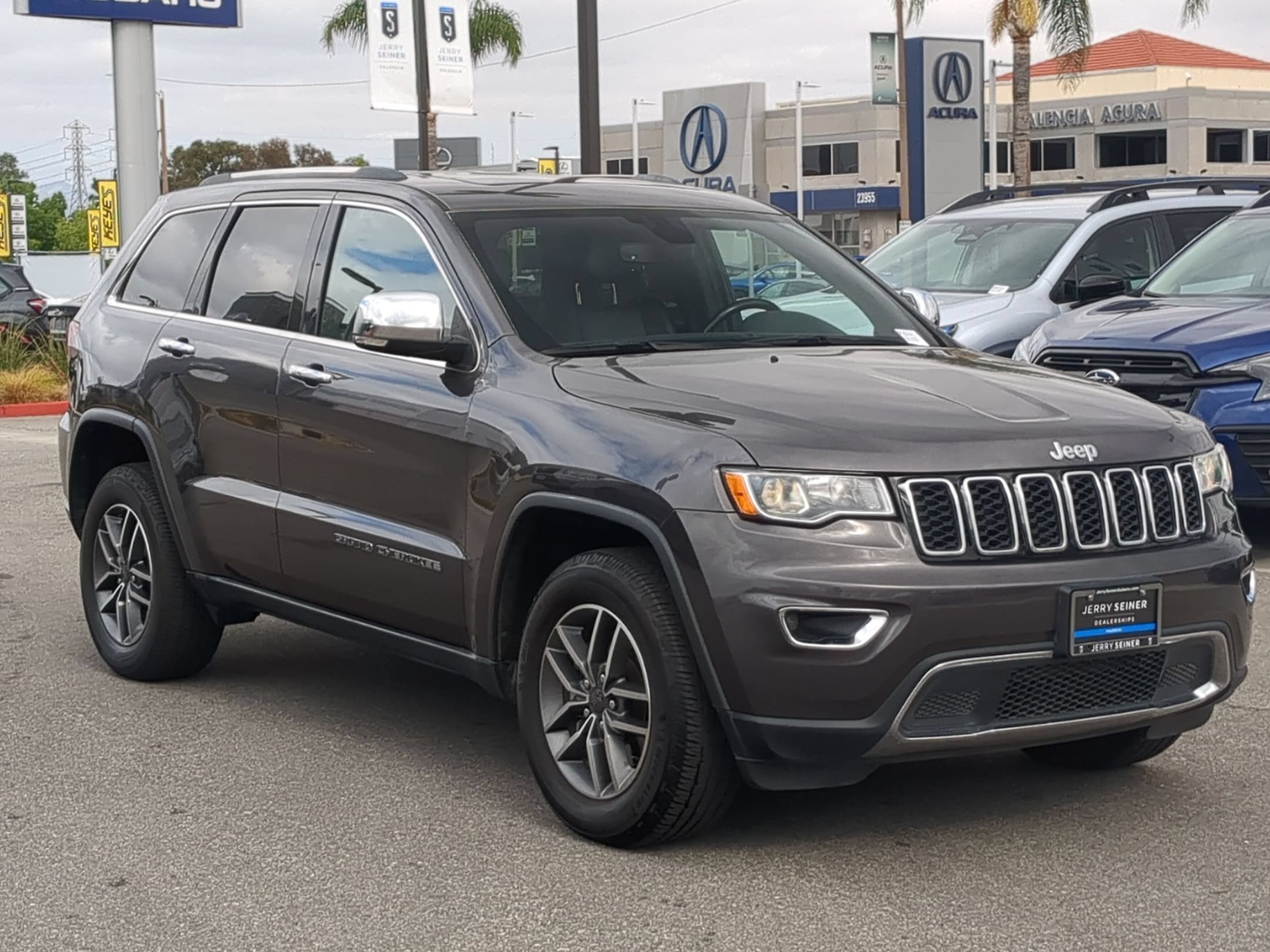 Certified Used 2021 Granite Crystal Metallic Clearcoat Jeep Limited image 7