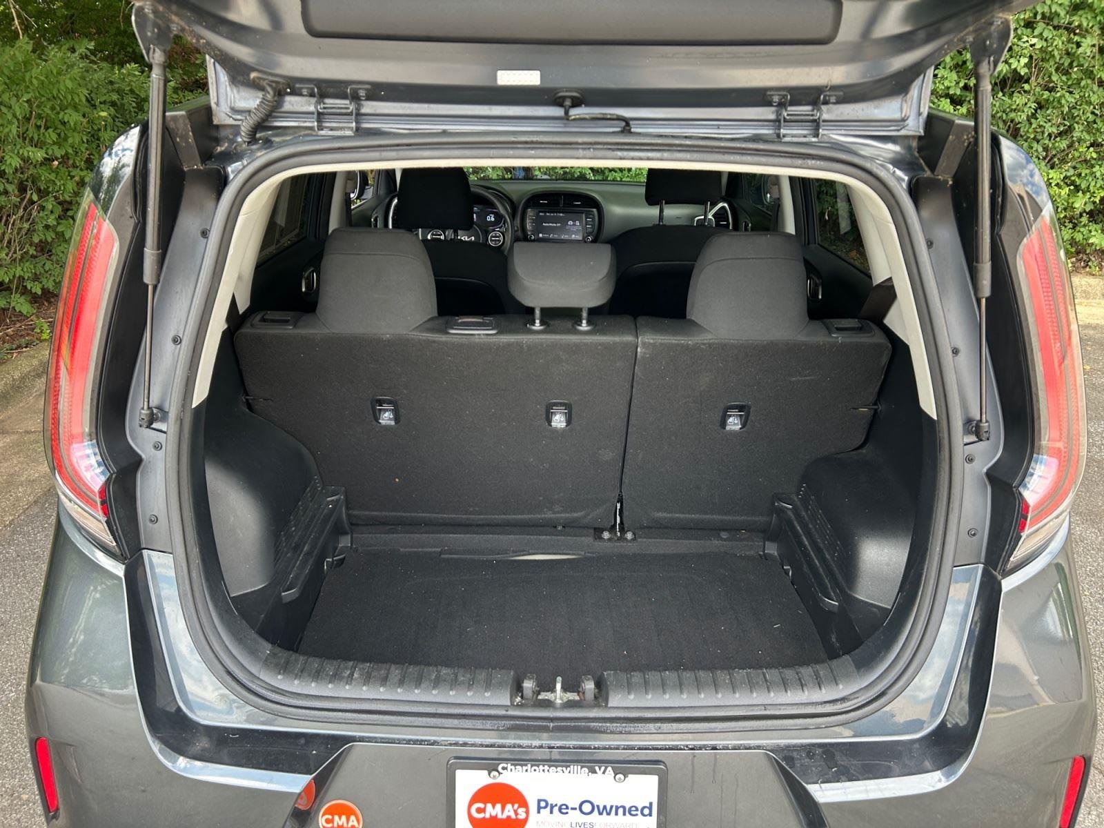 Used 2023 Gravity Gray Kia LX image 16