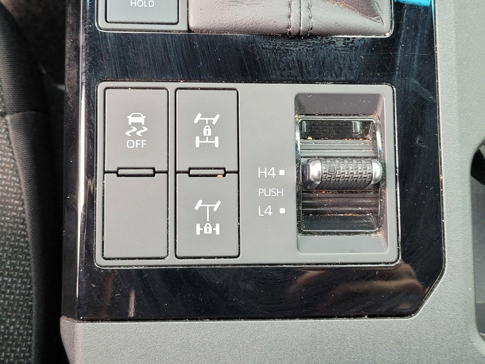 Certified Used 2025 White Toyota  image 22
