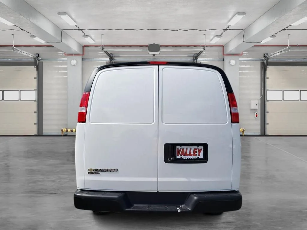 2025 Chevrolet Express Cargo Work Van - Photo 6