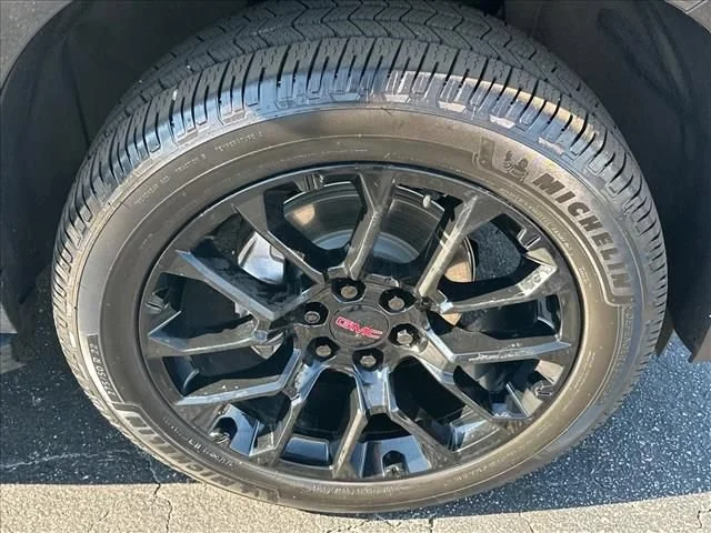 Certified Used 2023 ONYX BLACK GMC SLT image 36