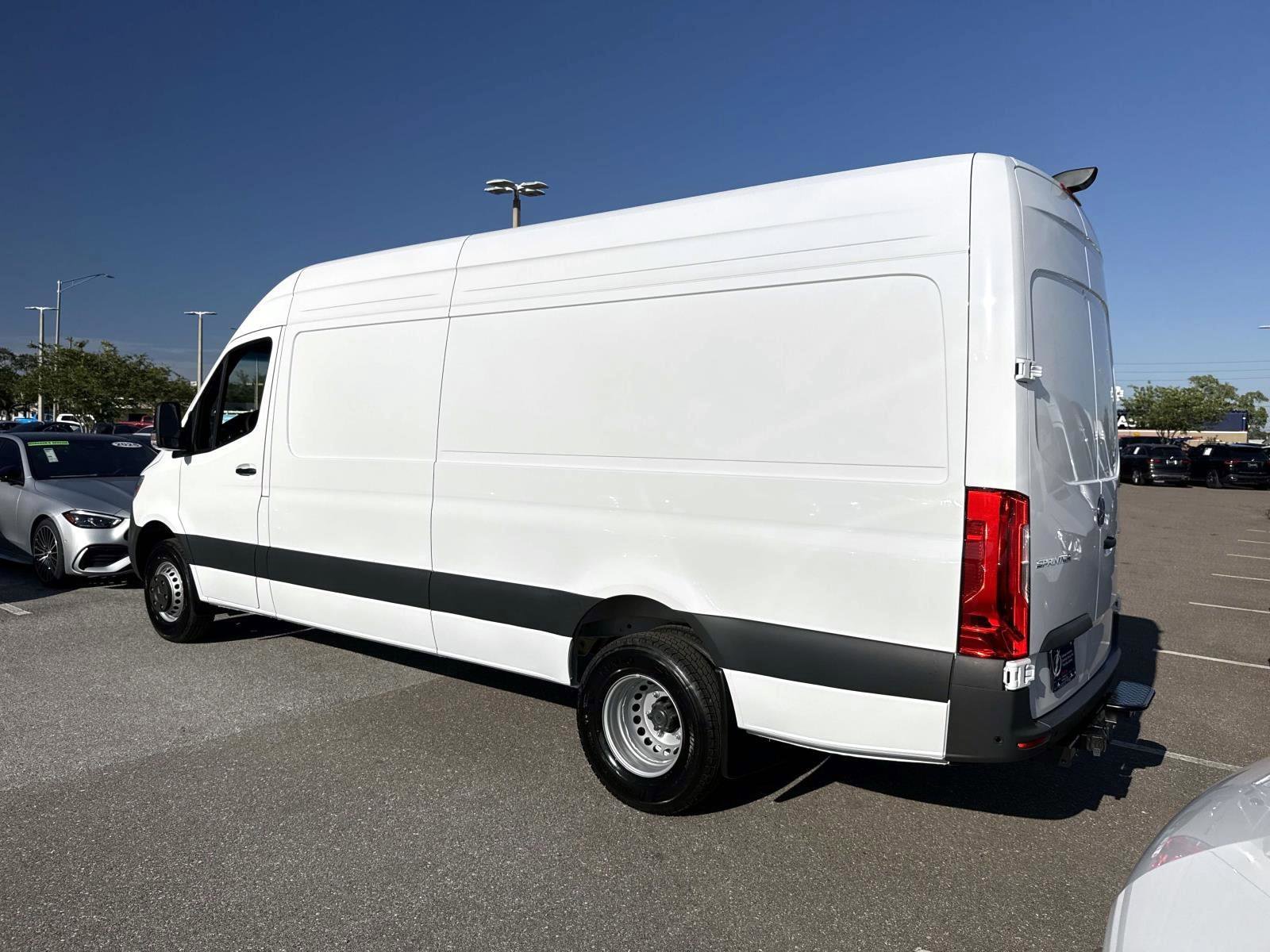 New 2026 Arctic White Sprinter Cargo 170 WB image 3